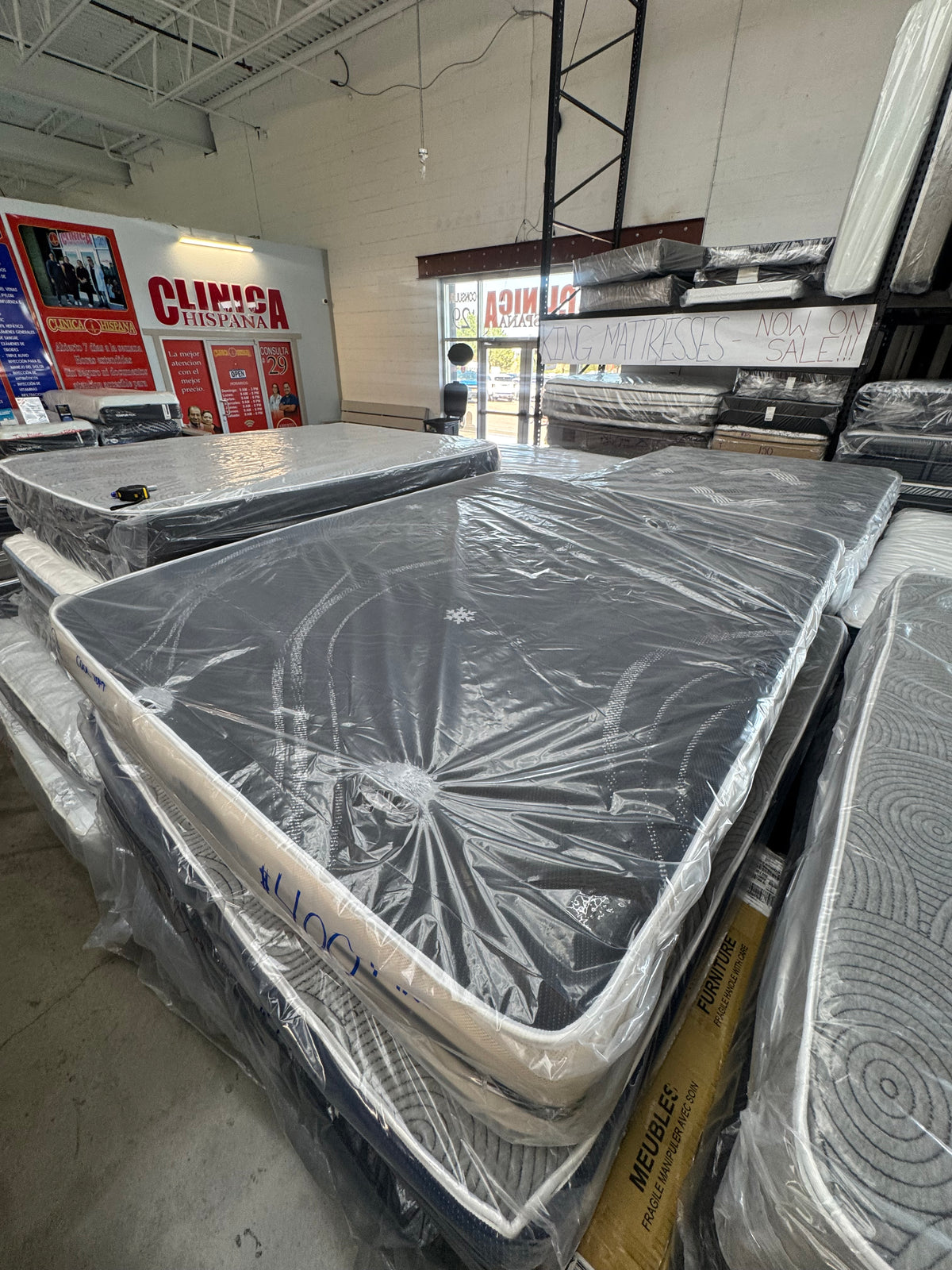 BEAUTYREST BLACK QUEEN MATTRESS