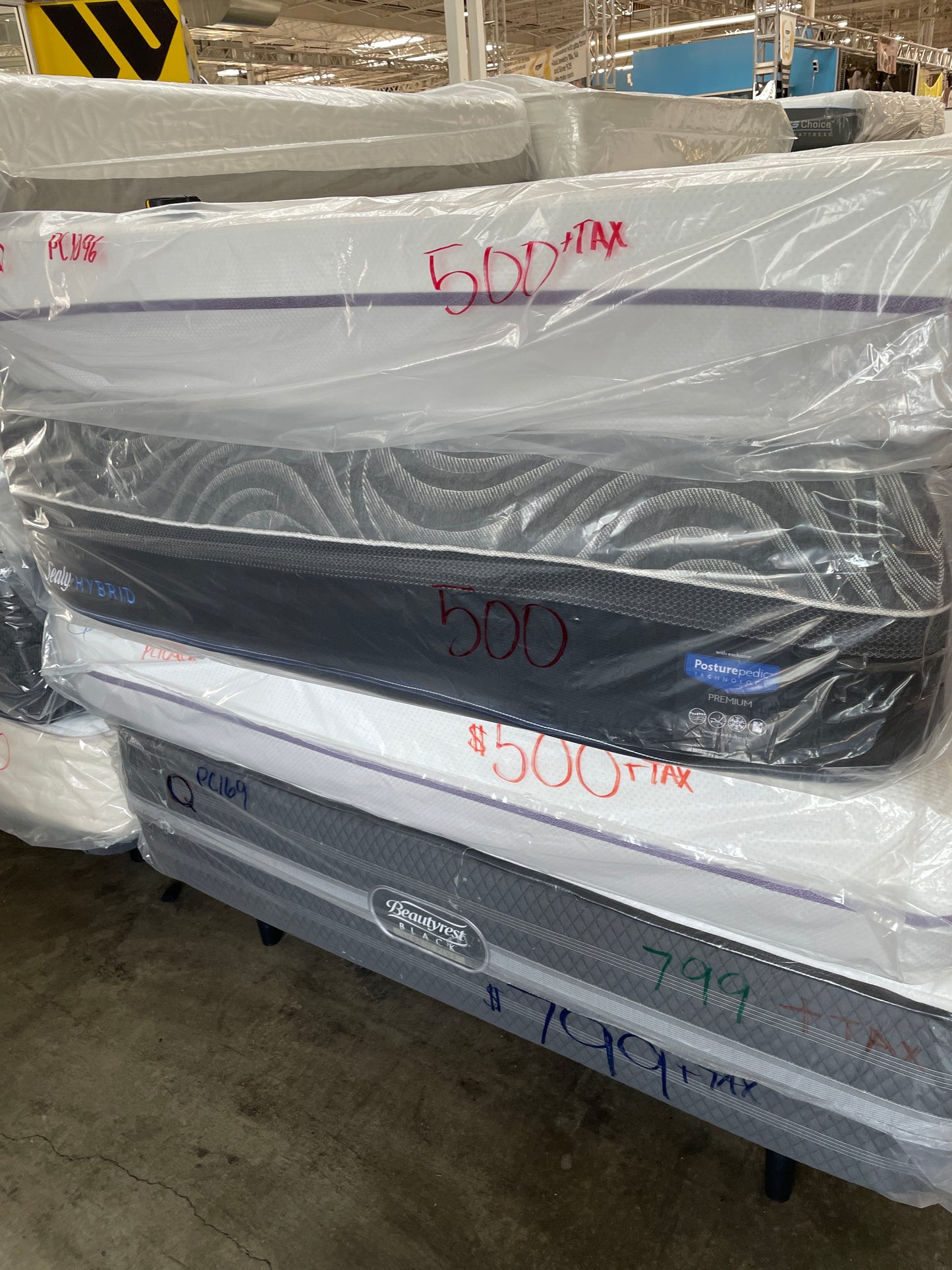 SEALY POSTUREPEDIC HYBRID PREMIUM QUEEN MATTRESS