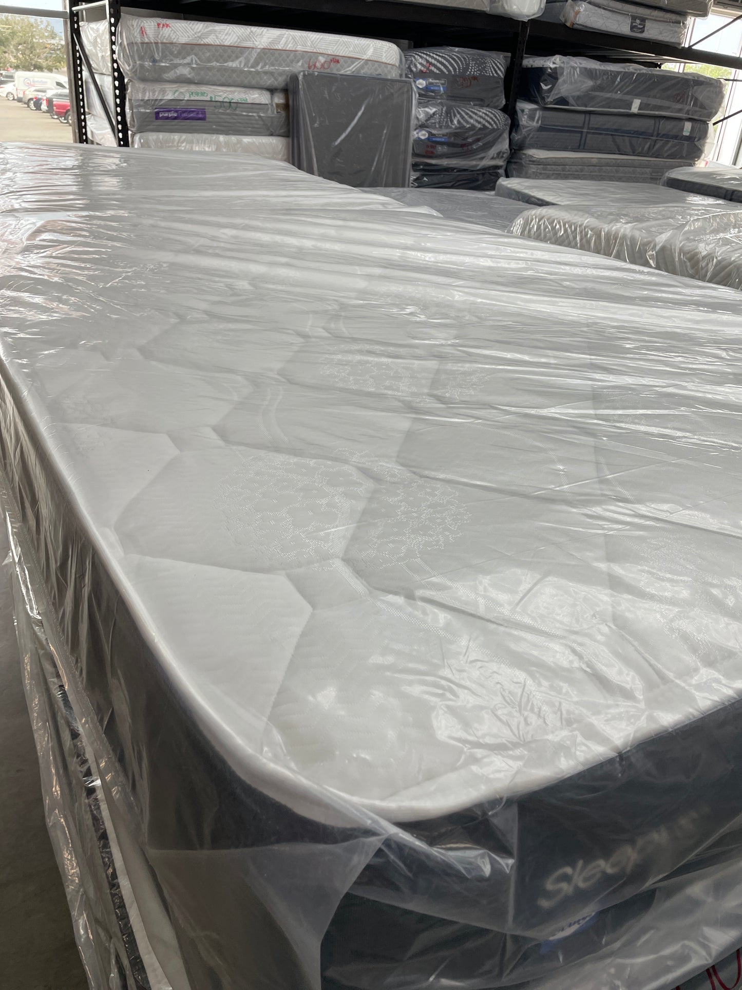 SLEEPYS BY SEALY EUROTOP QUEEN MATTRESS