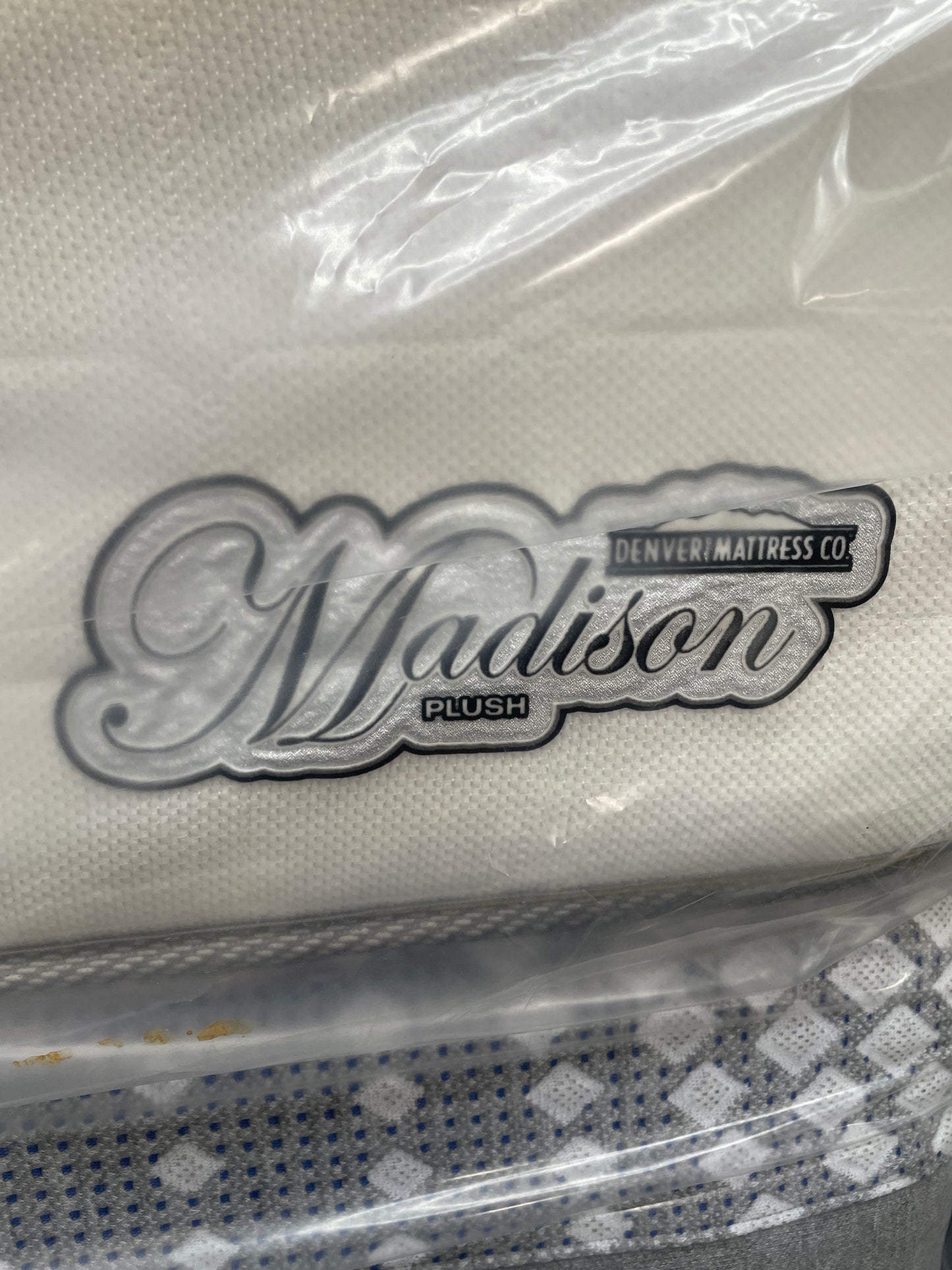 MADISON BY DM EUROTOP QUEEN MATTRESS