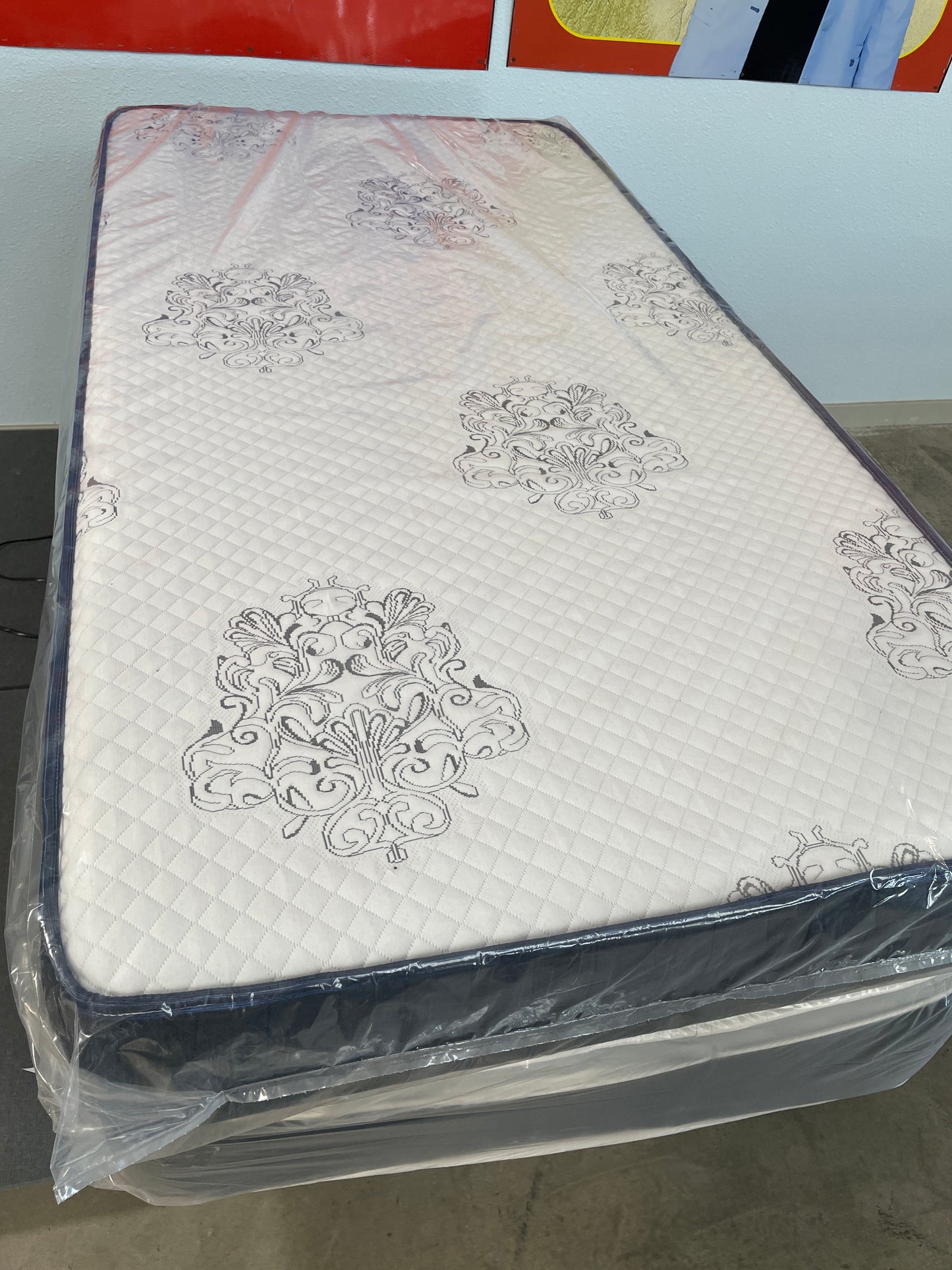8” EUROTOP TWIN MATTRESS
