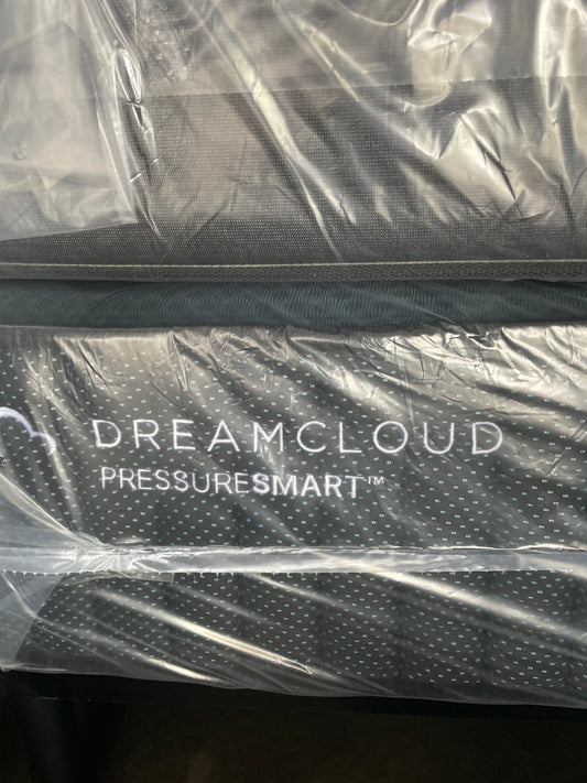 DREAMCLOUD PRESSURESMART PLUSH QUEEN MATTRESS