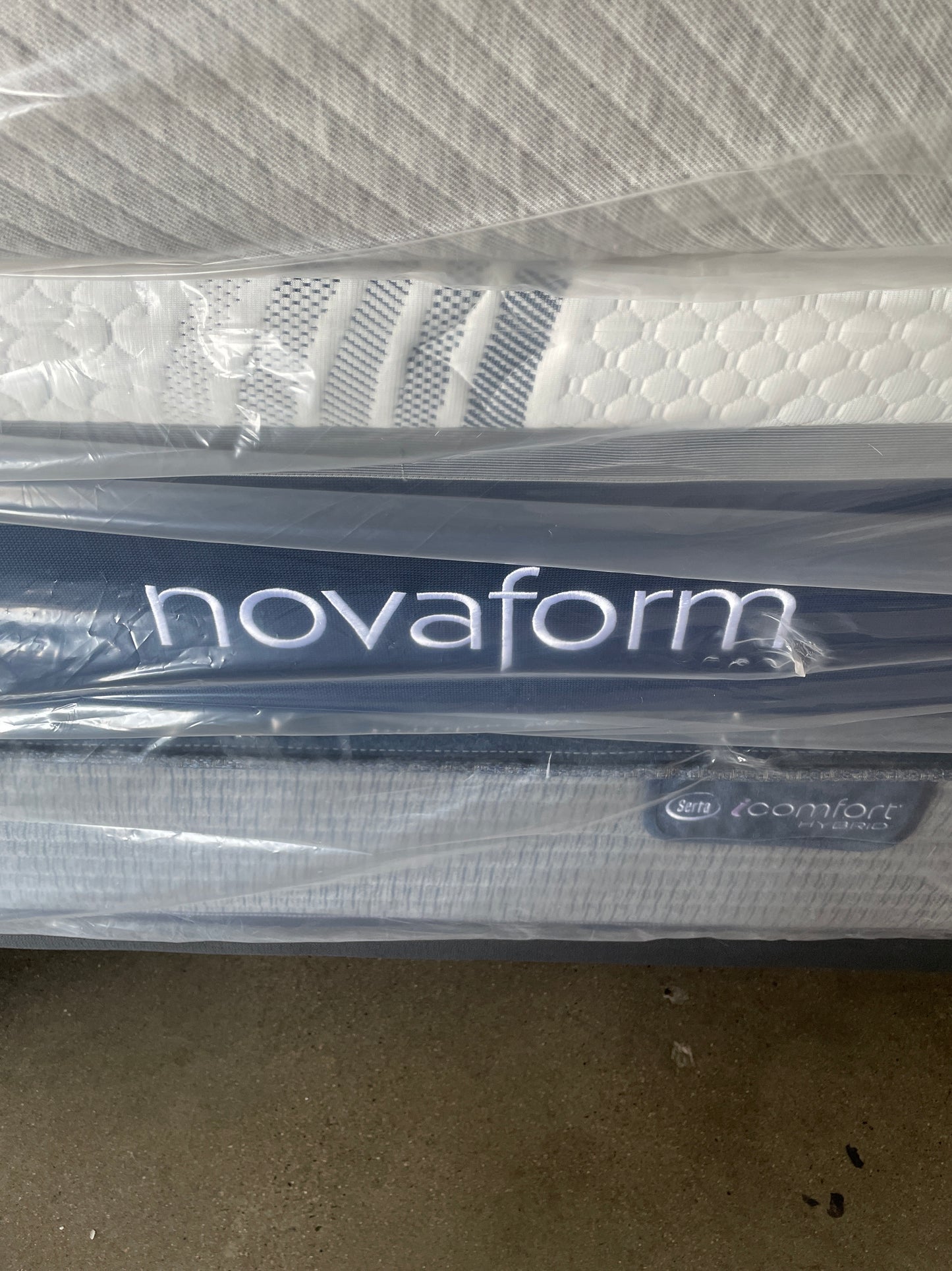 NOVAFORM QUEEN FOAM MATTRESS