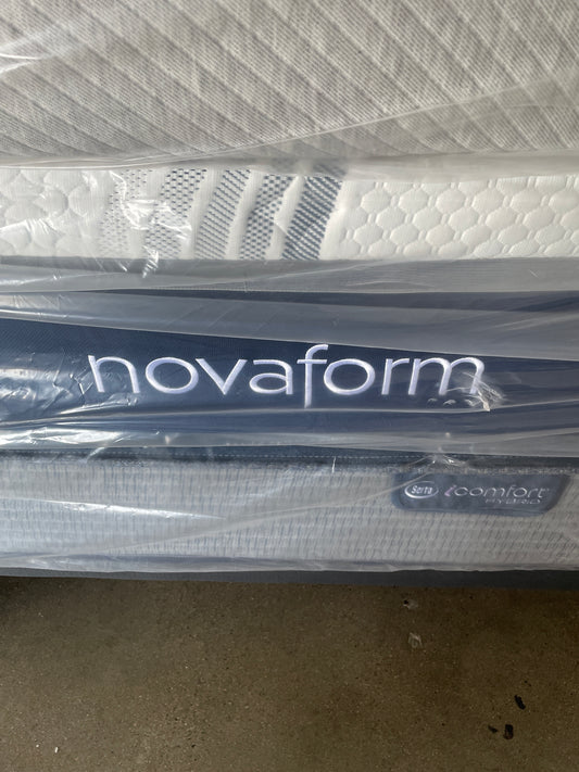 NOVAFORM QUEEN FOAM MATTRESS