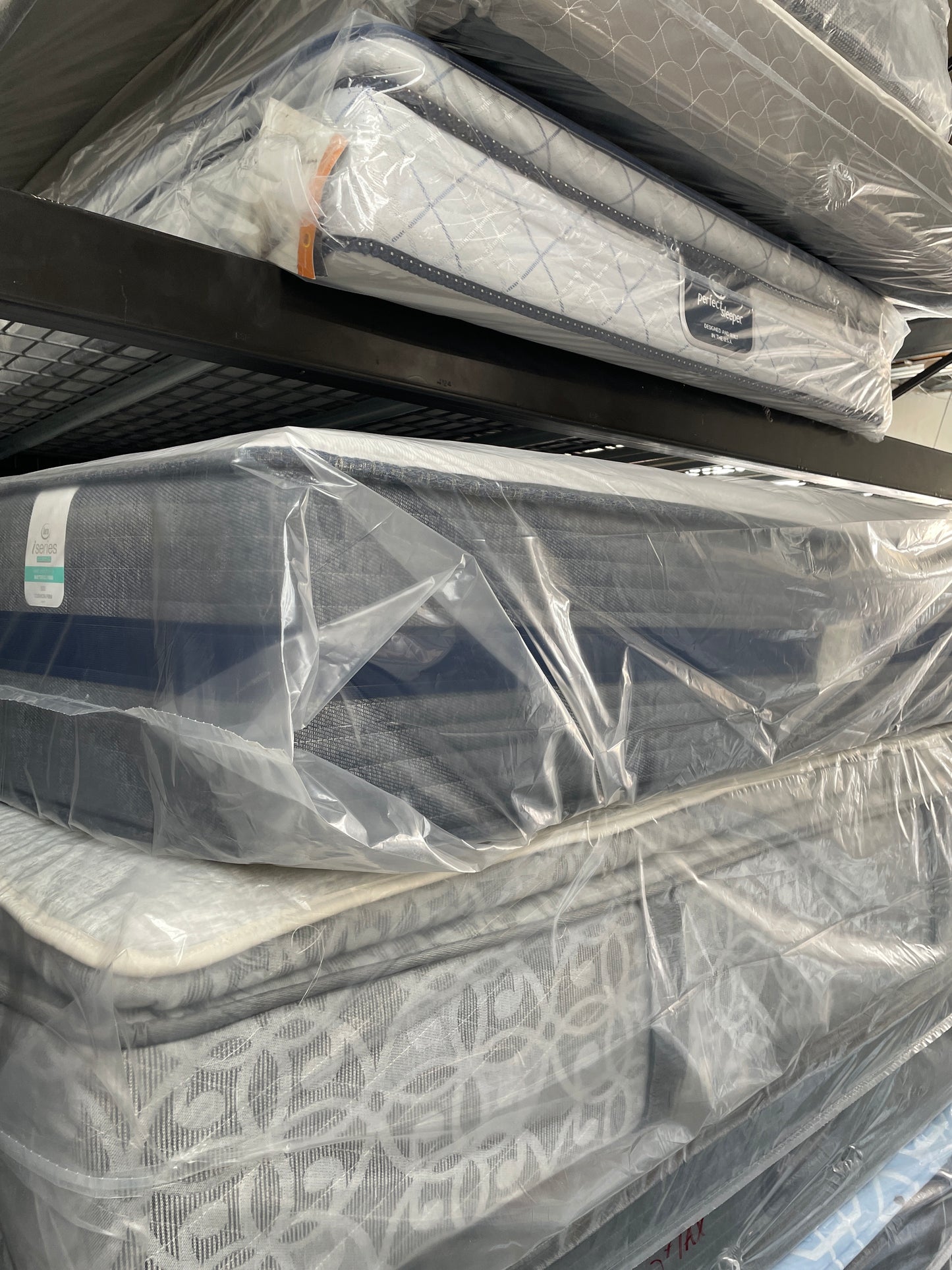 SERTA ISERIES HYBRID EUROTOP KING MATTRESS
