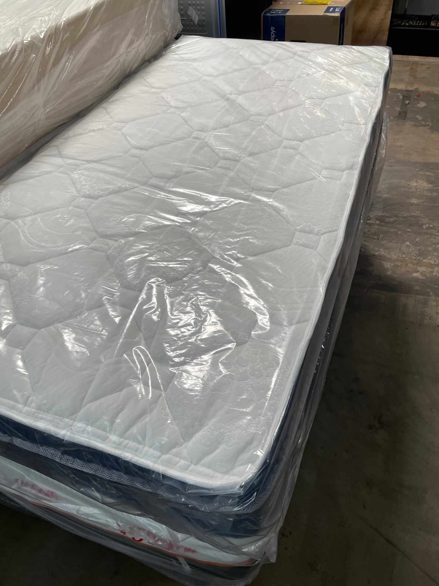 DENVER MATTRESS TWIN PILLOWTOP MATTRESS