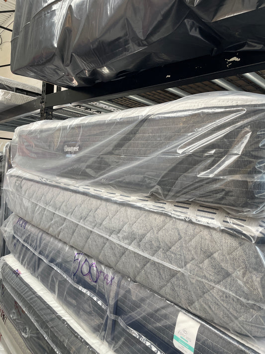 BEAUTYREST EUROTOP KING MATTRESS