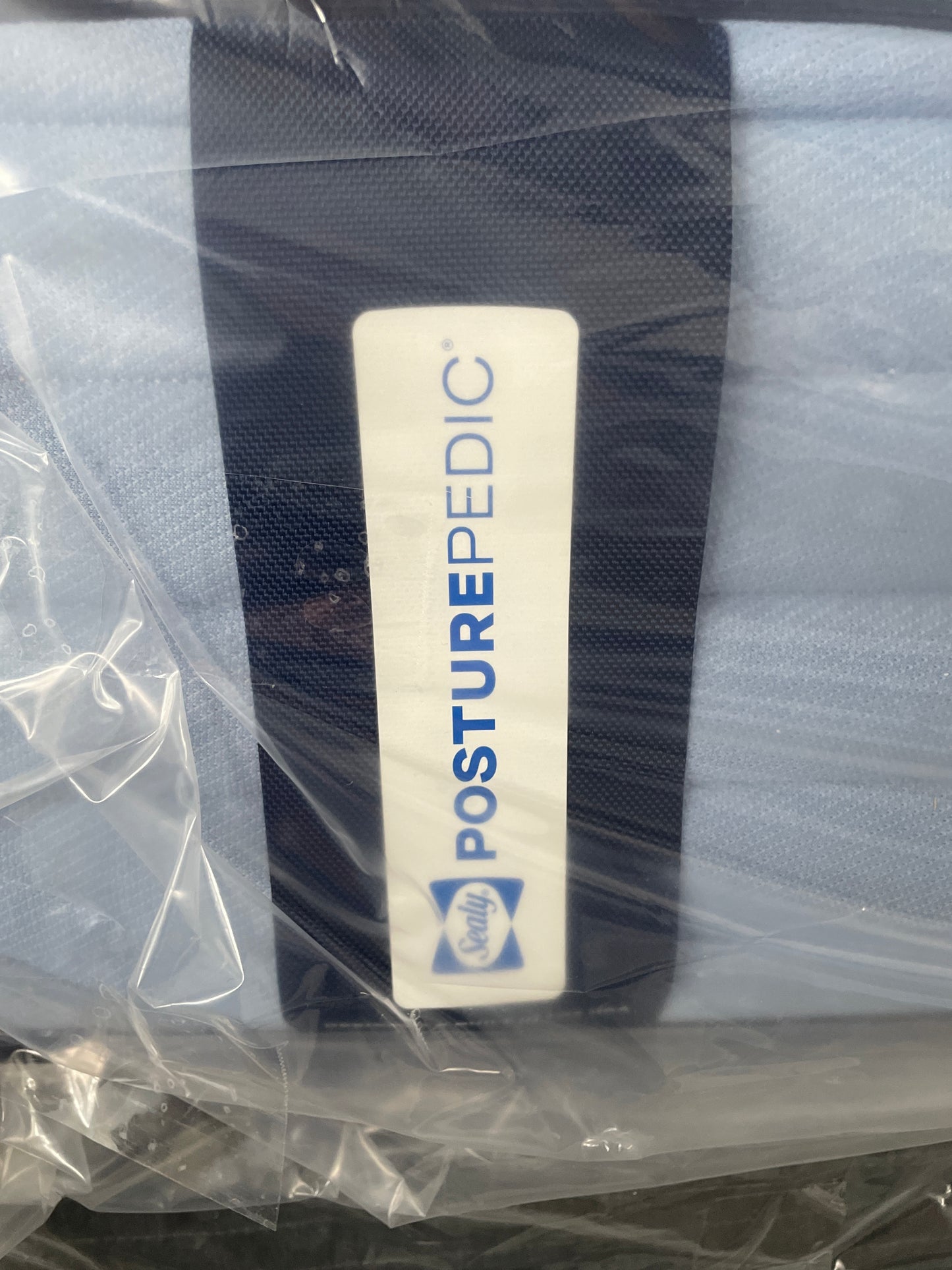 SEALY POSTUREPEDIC EUROTOP QUEEN MATTRESS