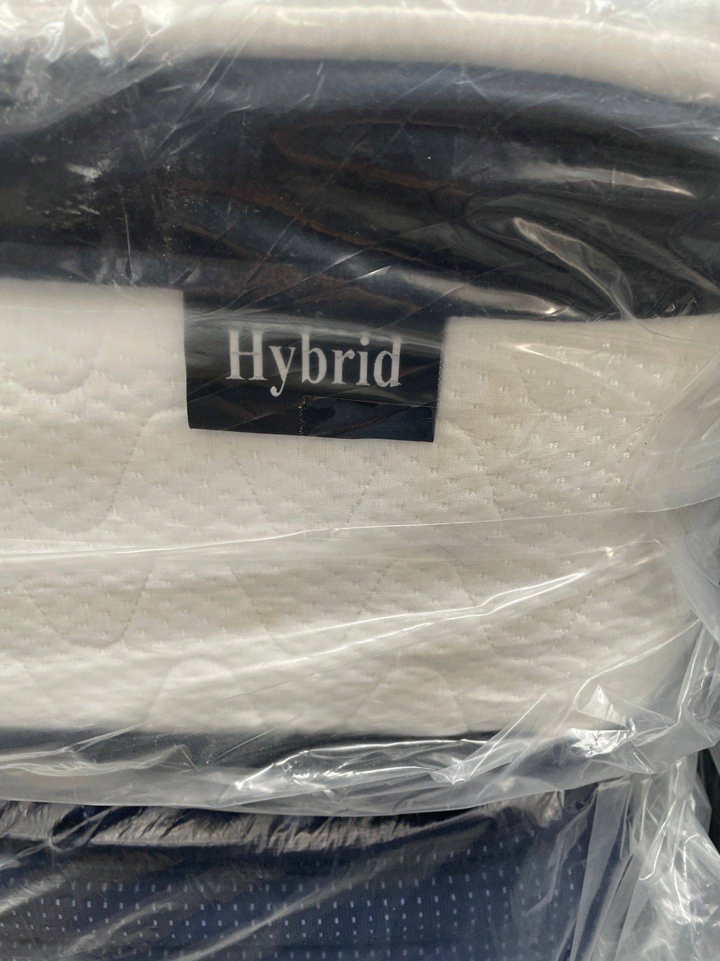 HYBRID PILLOWTOP QUEEN MATTRESS