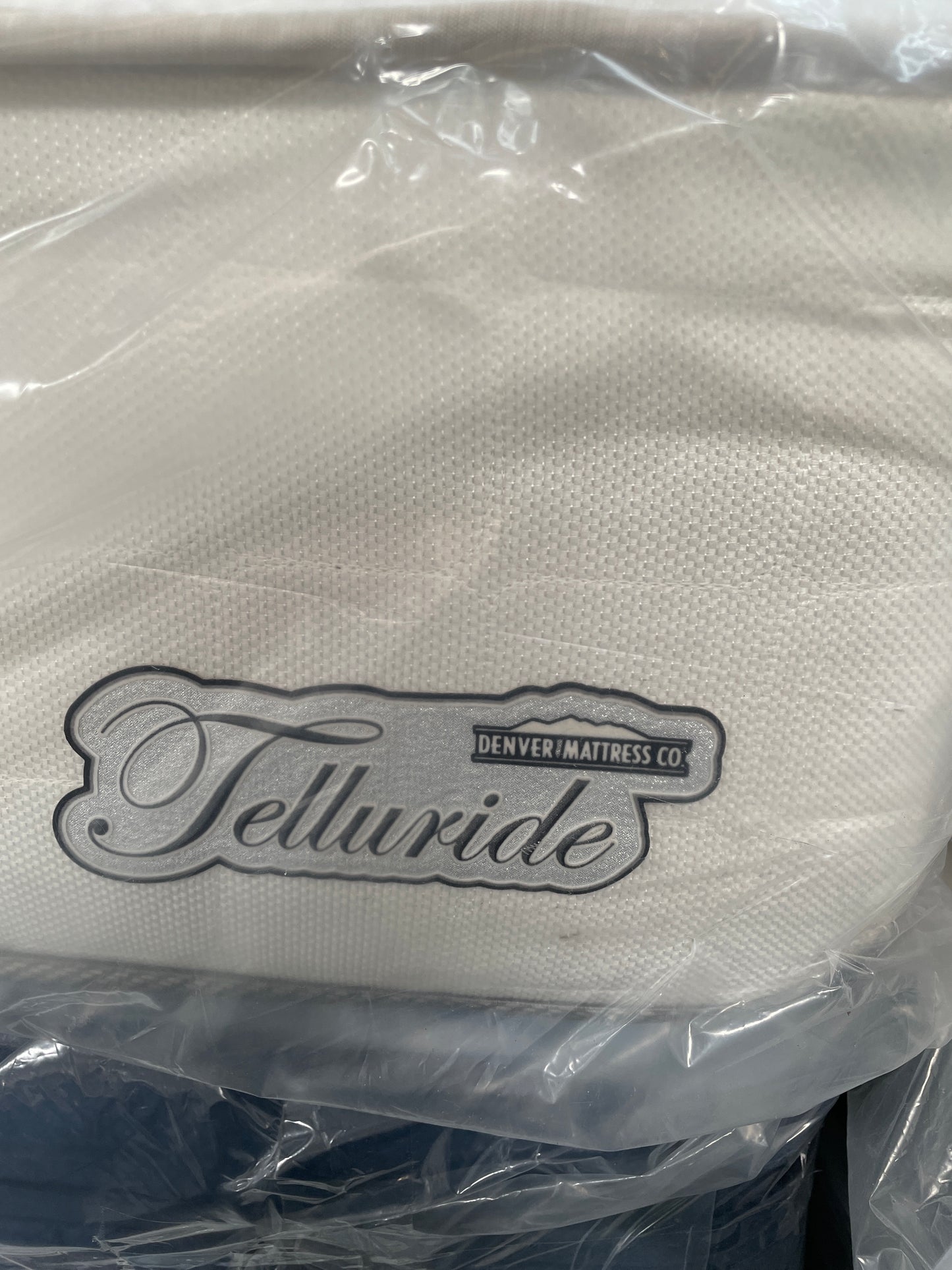 TELLURIDE BY DM EUROTOP QUEEN MATTRESS