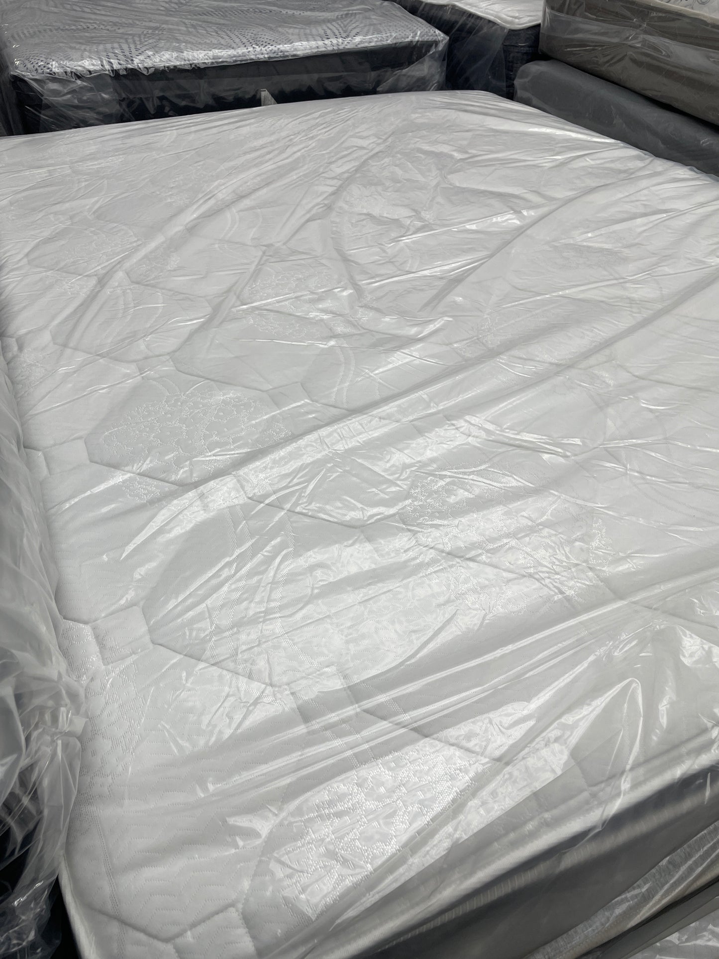 ALLSWELL PILLOWTOP QUEEN MATTRESS