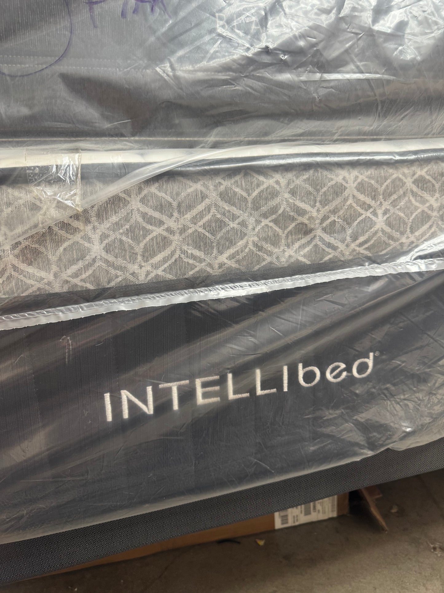 INTELLIBED KING MATTRESS