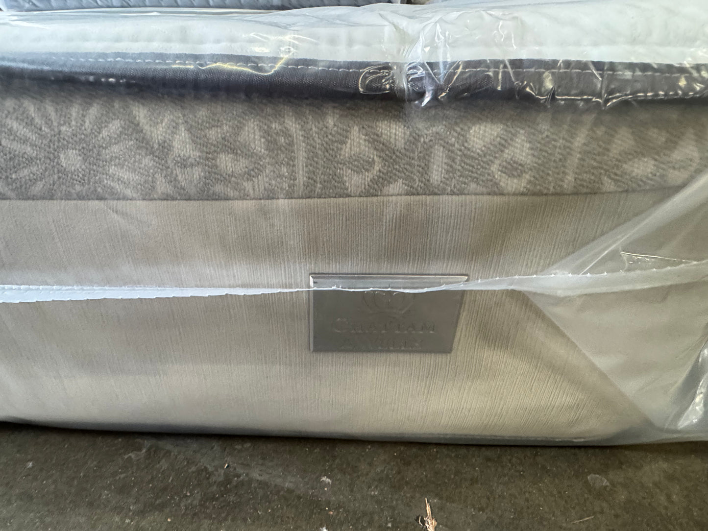 CHATTAM & WELLS KING MATTRESS