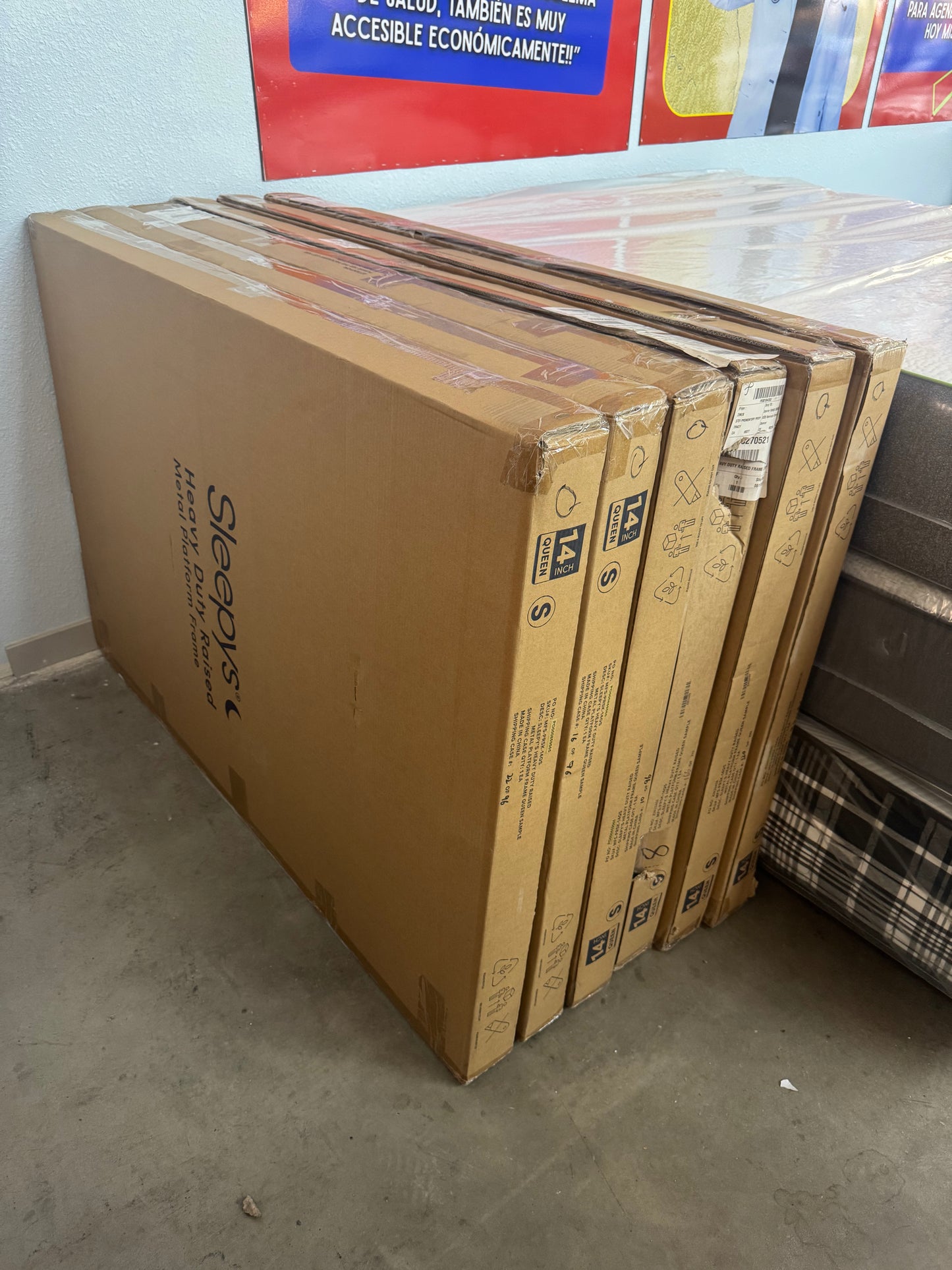 SLEEPYS QUEEN PLATFORM METAL FRAME