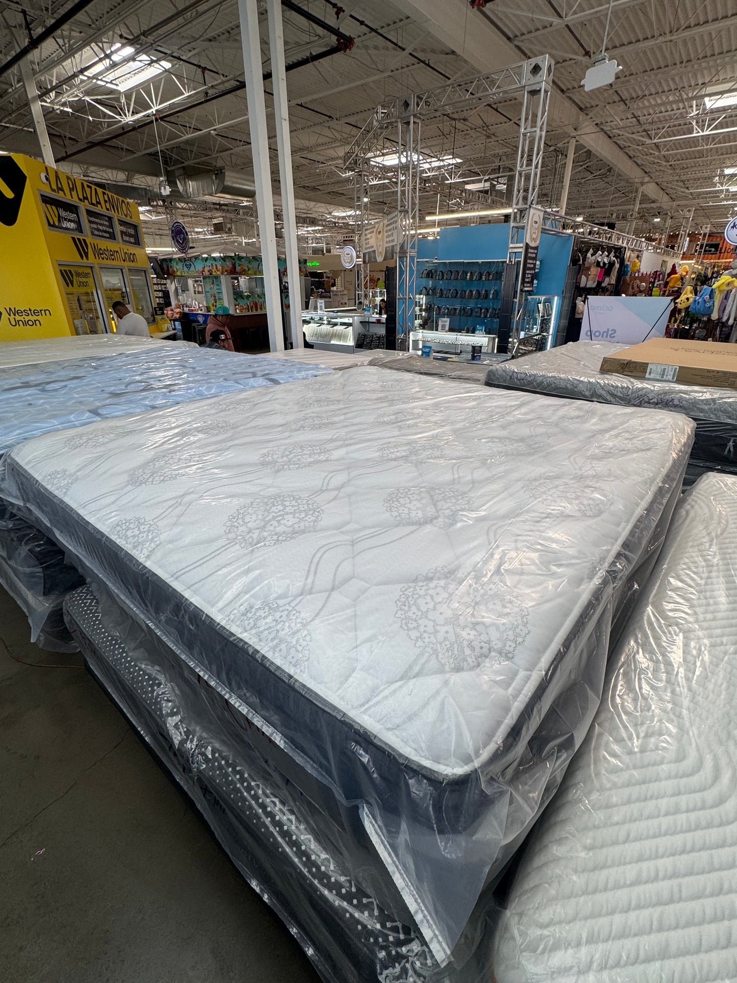 BEAUTYREST PLATINUM PILLOWTOP KING